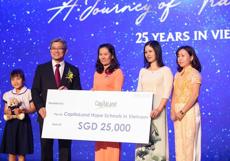 CapitaLand Việt Nam, 25 năm phát triển và cam kết hỗ trợ giáo dục 25.000 đô la Singapore